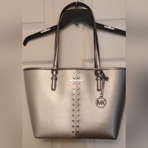 Michael Kors carryall tote